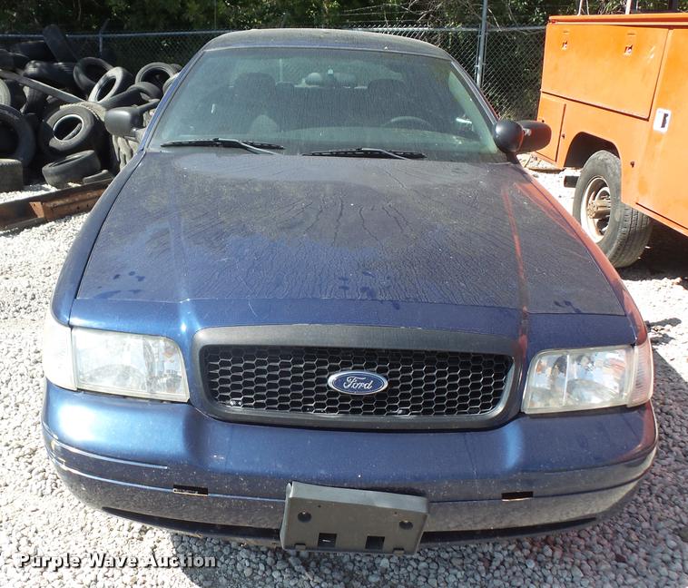 image for item DC5360 2005 Ford Crown Victoria