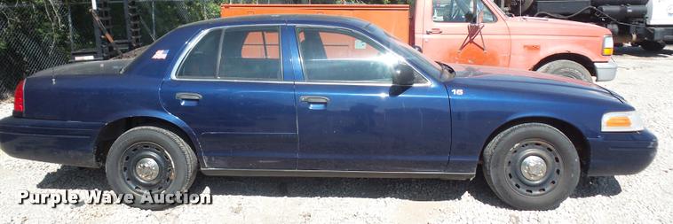image for item DC5360 2005 Ford Crown Victoria