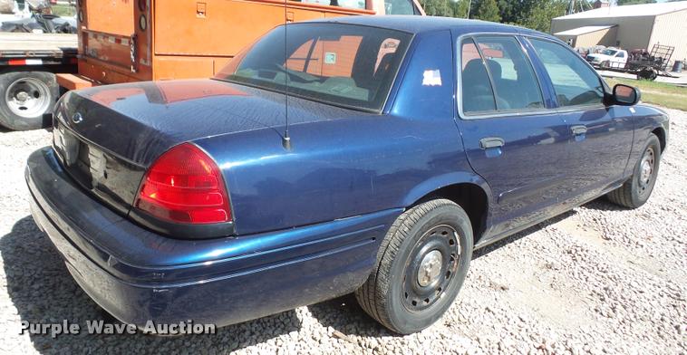 image for item DC5360 2005 Ford Crown Victoria