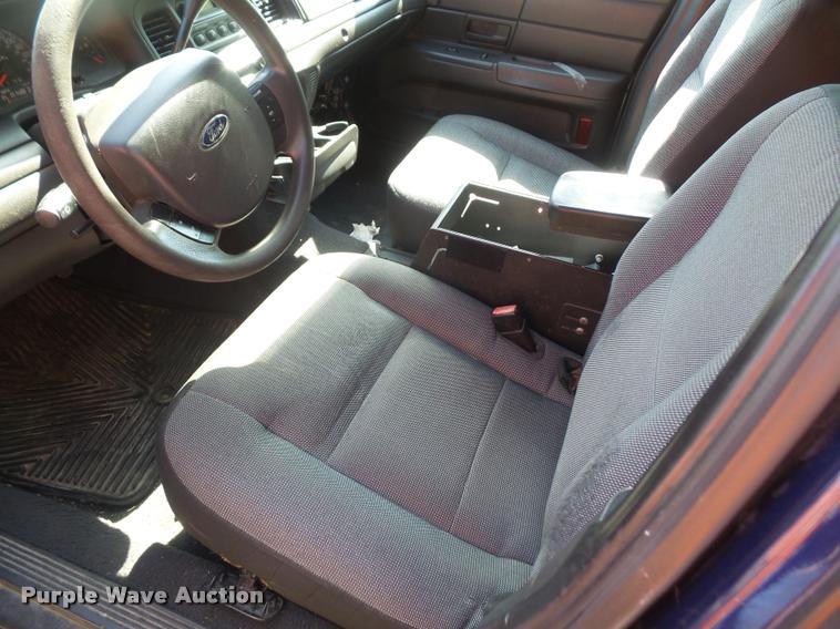 image for item DC5360 2005 Ford Crown Victoria