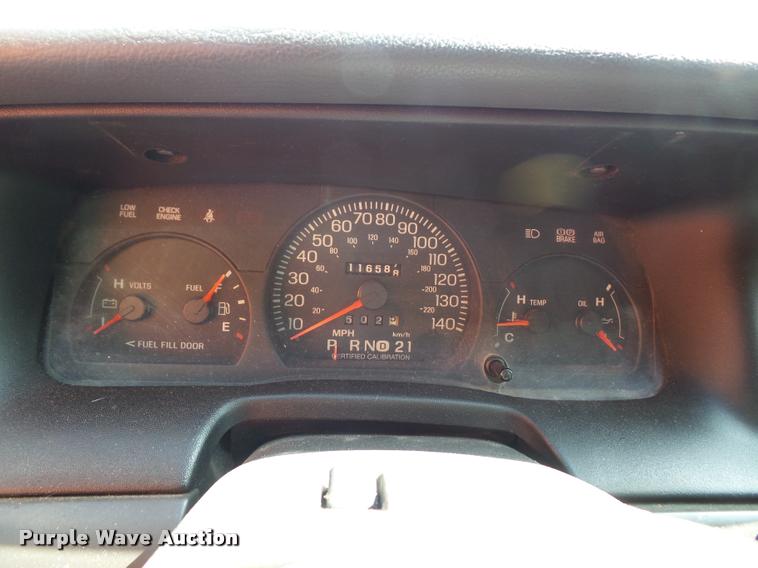 image for item DC5360 2005 Ford Crown Victoria