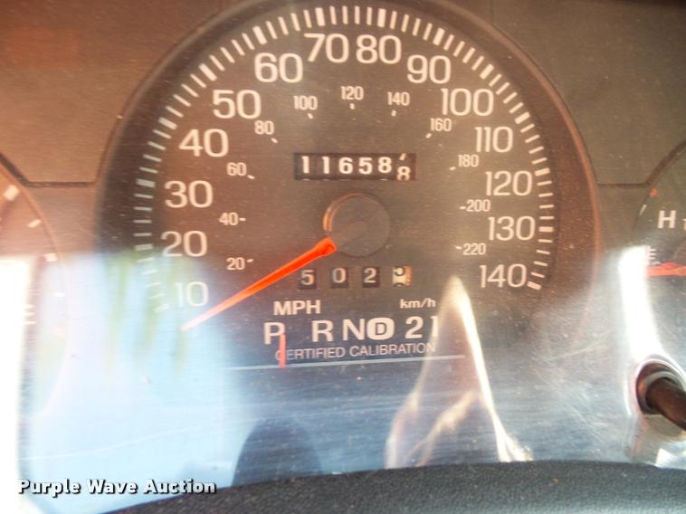 image for item DC5360 2005 Ford Crown Victoria