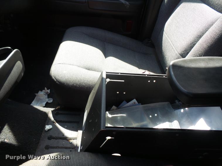 image for item DC5360 2005 Ford Crown Victoria