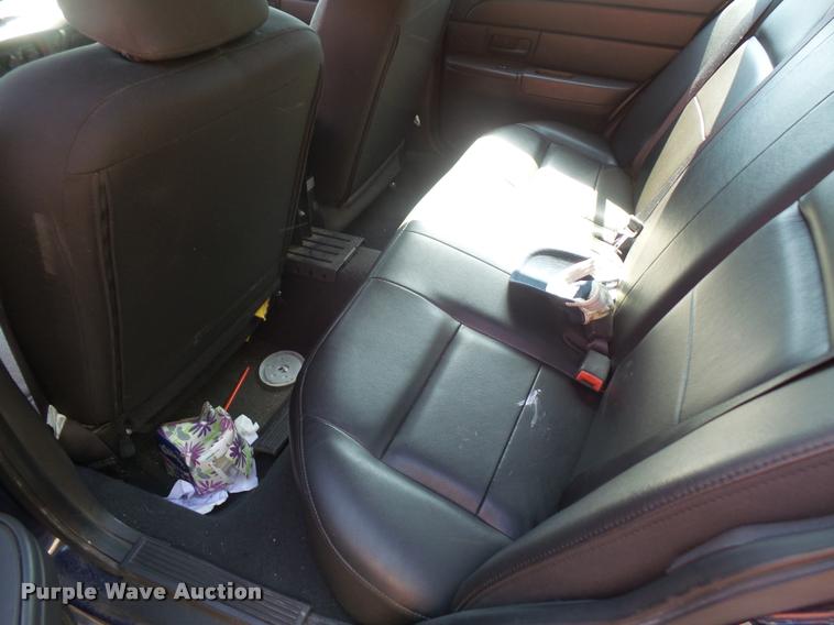 image for item DC5360 2005 Ford Crown Victoria