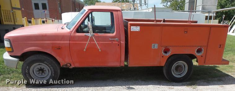 image for item DC5366 1993 Ford F250 Super Duty utility bed pickup truck