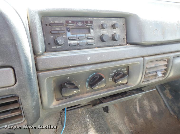 image for item DC5366 1993 Ford F250 Super Duty utility bed pickup truck