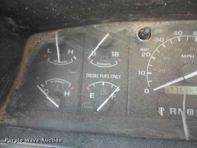 image for item DC5366 1993 Ford F250 Super Duty utility bed pickup truck