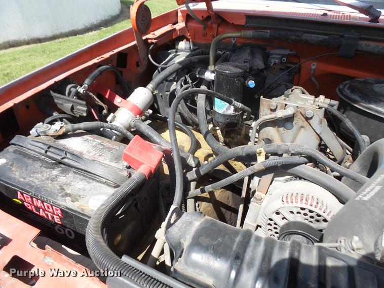 image for item DC5366 1993 Ford F250 Super Duty utility bed pickup truck