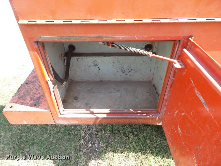 image for item DC5366 1993 Ford F250 Super Duty utility bed pickup truck