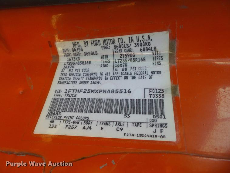 image for item DC5366 1993 Ford F250 Super Duty utility bed pickup truck