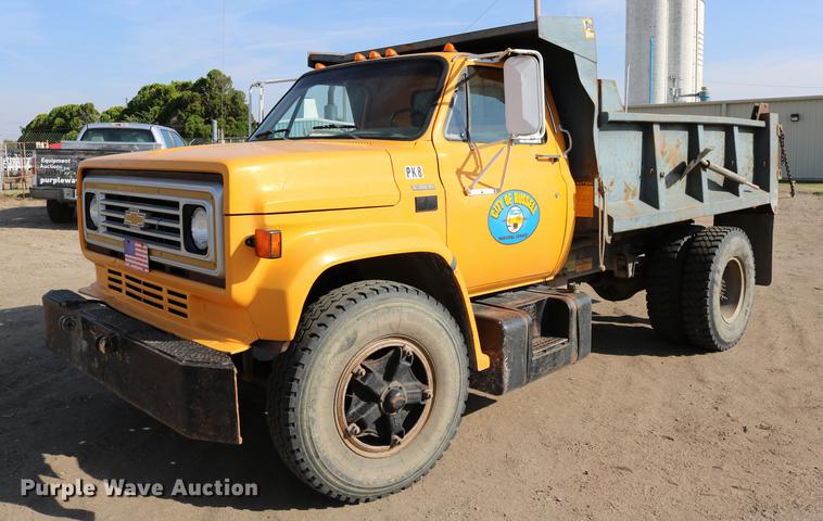 image for item DD0116 1987 Chevrolet C70 dump truck