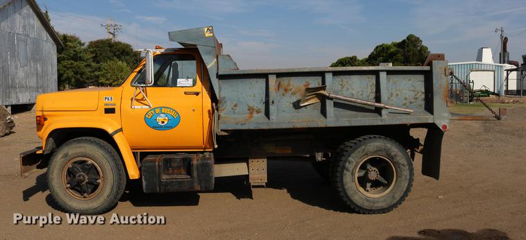 image for item DD0116 1987 Chevrolet C70 dump truck
