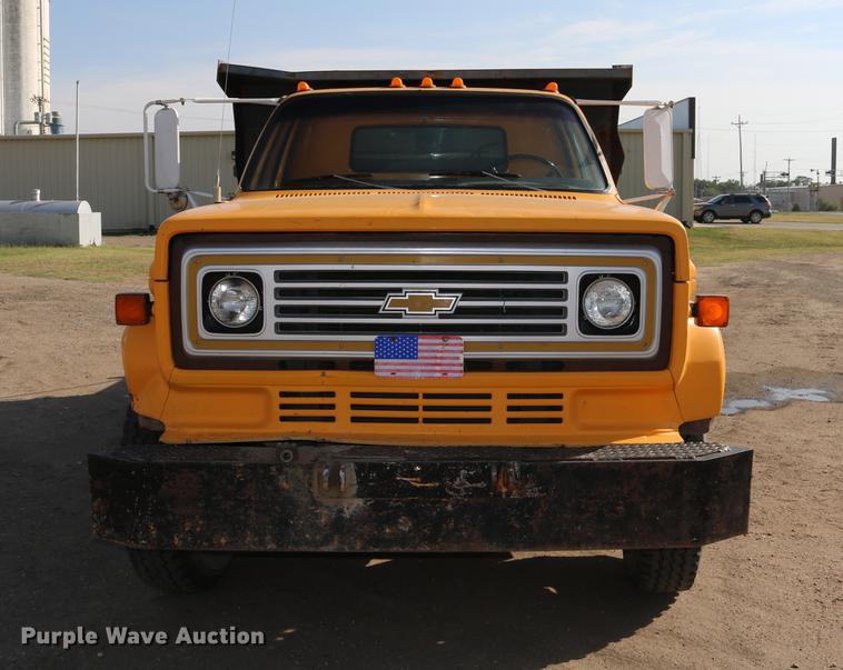 image for item DD0116 1987 Chevrolet C70 dump truck