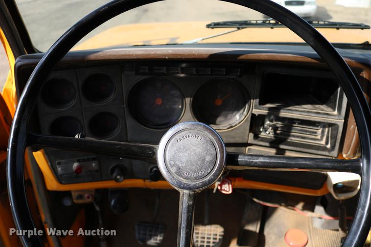 image for item DD0116 1987 Chevrolet C70 dump truck