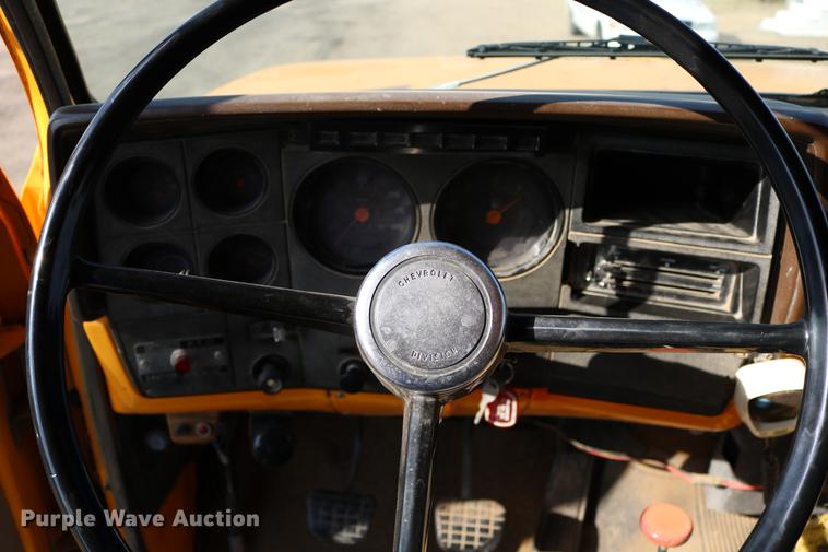 image for item DD0116 1987 Chevrolet C70 dump truck