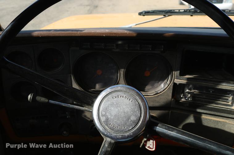 image for item DD0116 1987 Chevrolet C70 dump truck