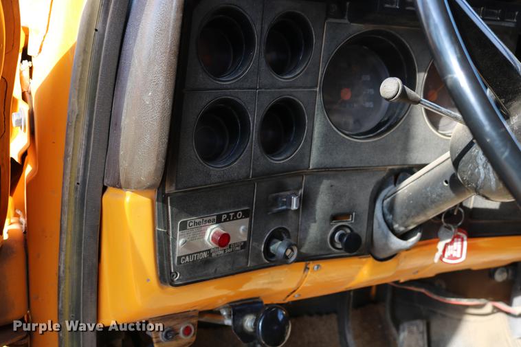 image for item DD0116 1987 Chevrolet C70 dump truck