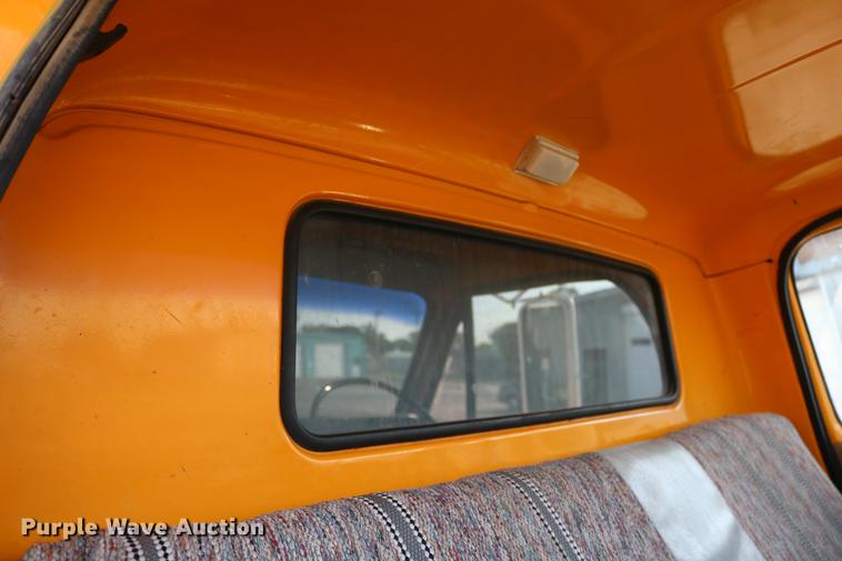 image for item DD0116 1987 Chevrolet C70 dump truck