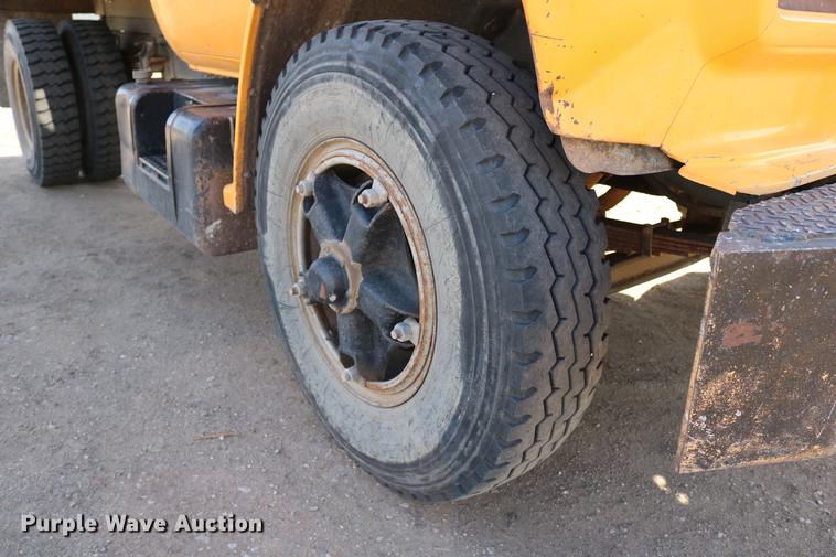 image for item DD0116 1987 Chevrolet C70 dump truck