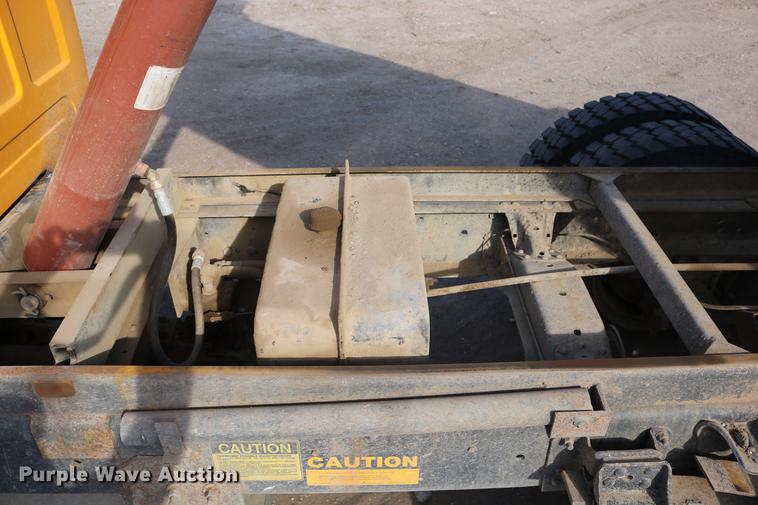 image for item DD0116 1987 Chevrolet C70 dump truck