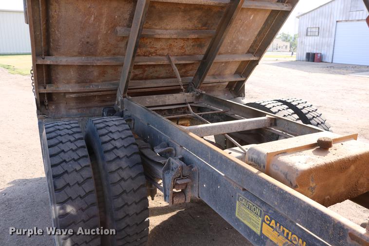 image for item DD0116 1987 Chevrolet C70 dump truck