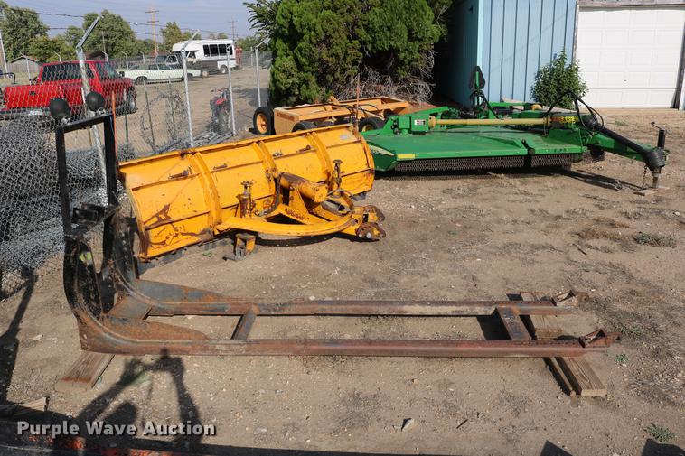 image for item DD0116 1987 Chevrolet C70 dump truck