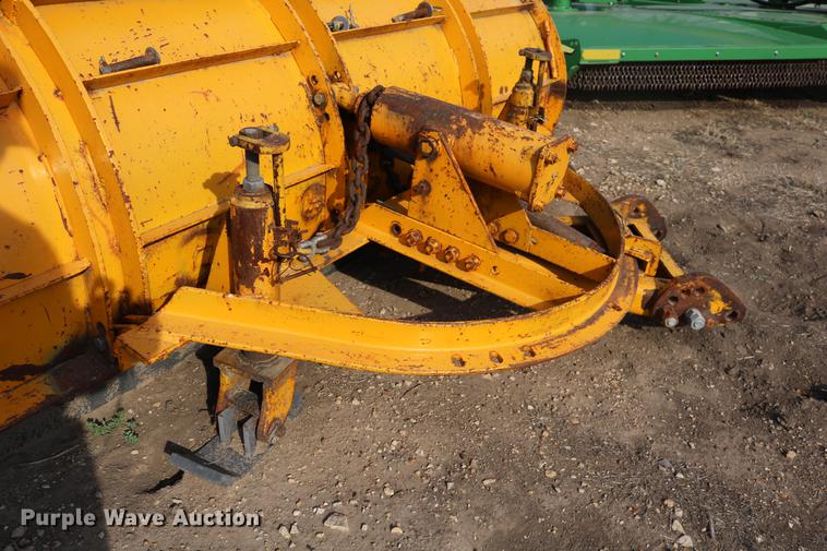 image for item DD0116 1987 Chevrolet C70 dump truck