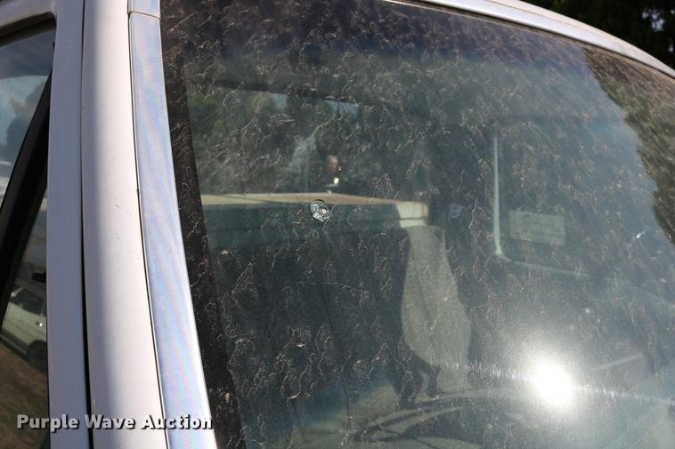 image for item DD0117 1992 Ford F150 pickup truck