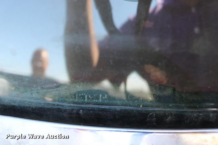 image for item DD0118 1984 Ford F150 SuperCab pickup truck