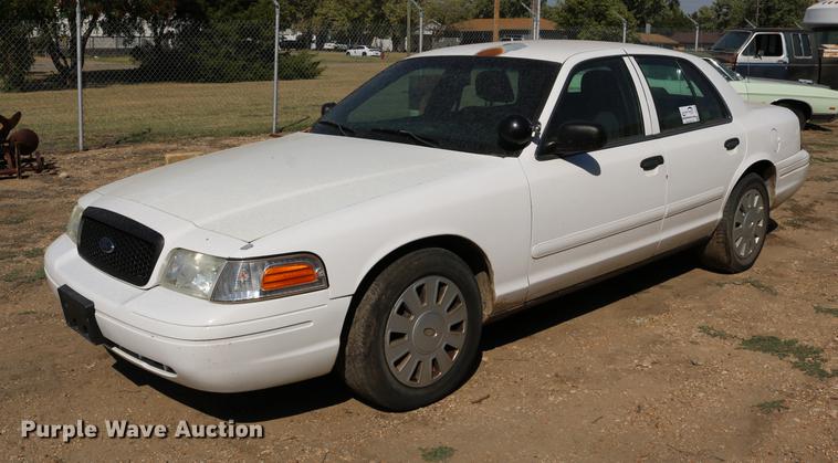 image for item DD0130 2008 Ford Crown Victoria Police Interceptor