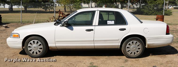 image for item DD0130 2008 Ford Crown Victoria Police Interceptor