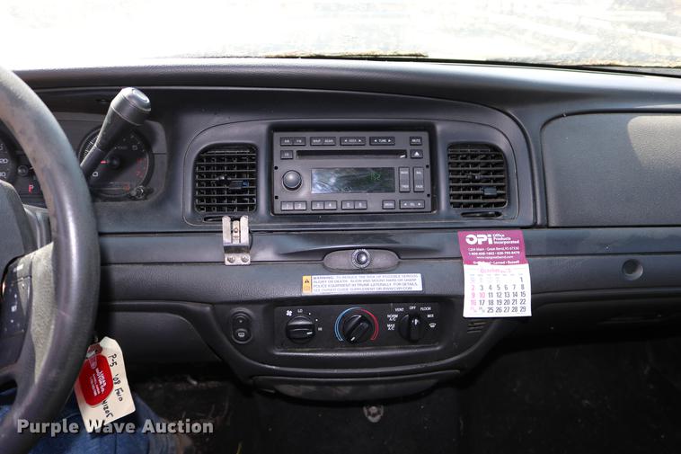 image for item DD0130 2008 Ford Crown Victoria Police Interceptor