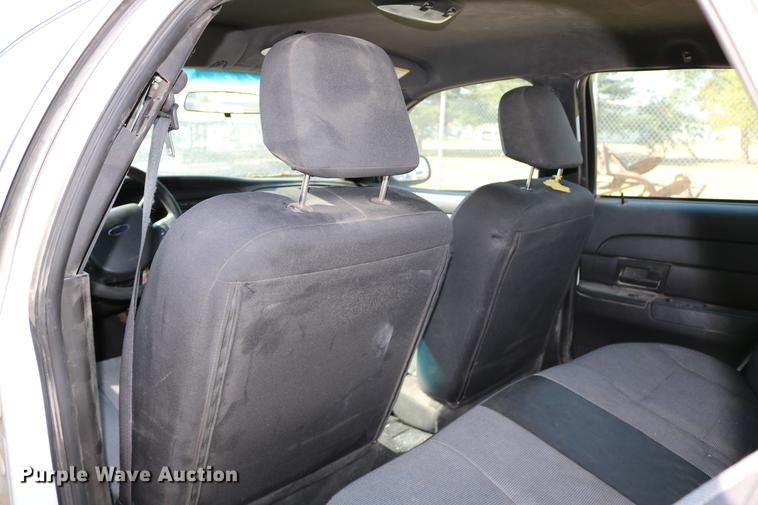 image for item DD0130 2008 Ford Crown Victoria Police Interceptor