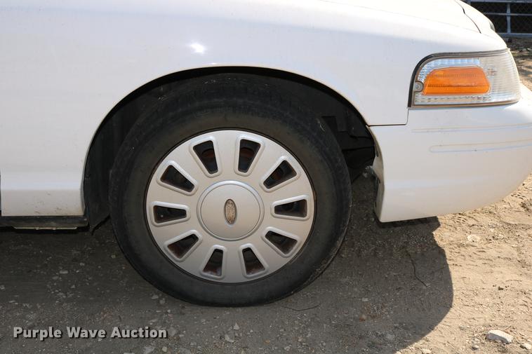 image for item DD0130 2008 Ford Crown Victoria Police Interceptor