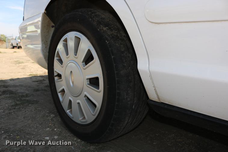 image for item DD0130 2008 Ford Crown Victoria Police Interceptor