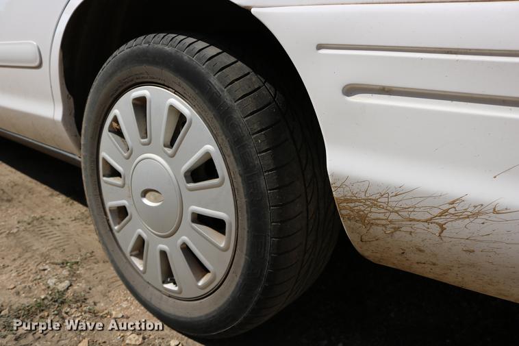 image for item DD0130 2008 Ford Crown Victoria Police Interceptor