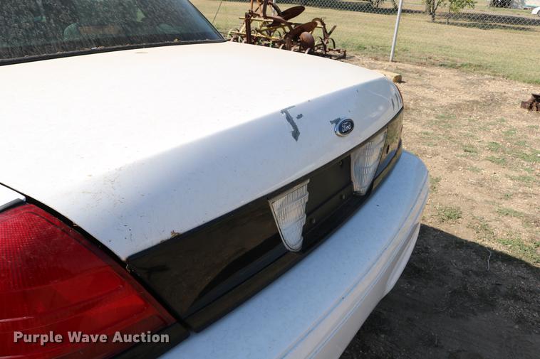 image for item DD0130 2008 Ford Crown Victoria Police Interceptor