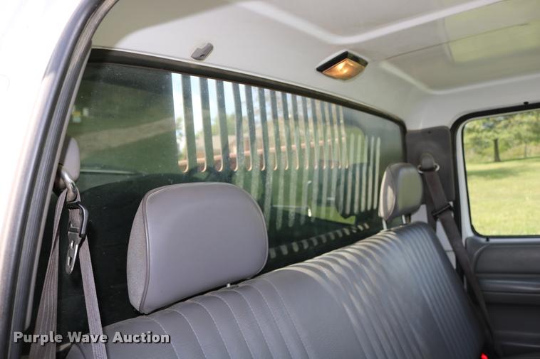 image for item DD0171 1994 Ford F450 Super Duty dump truck