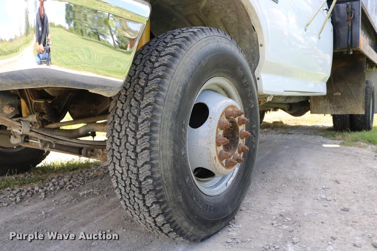 image for item DD0171 1994 Ford F450 Super Duty dump truck