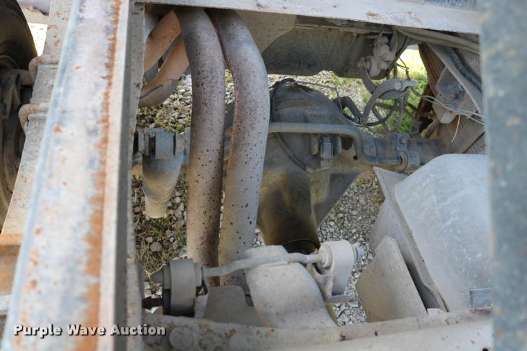 image for item DD0171 1994 Ford F450 Super Duty dump truck