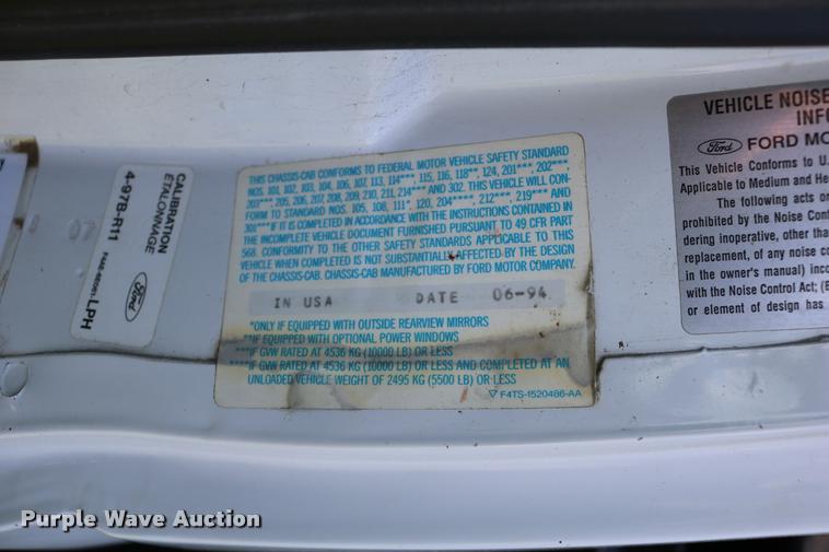 image for item DD0171 1994 Ford F450 Super Duty dump truck