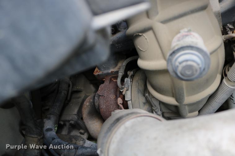 image for item DD0179 1993 Ford F700 bucket truck