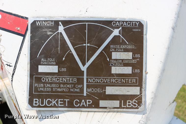 image for item DD0179 1993 Ford F700 bucket truck