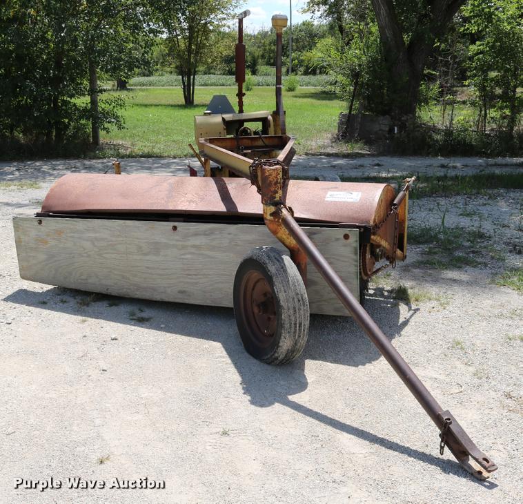 image for item DD0186 Little Giant broom