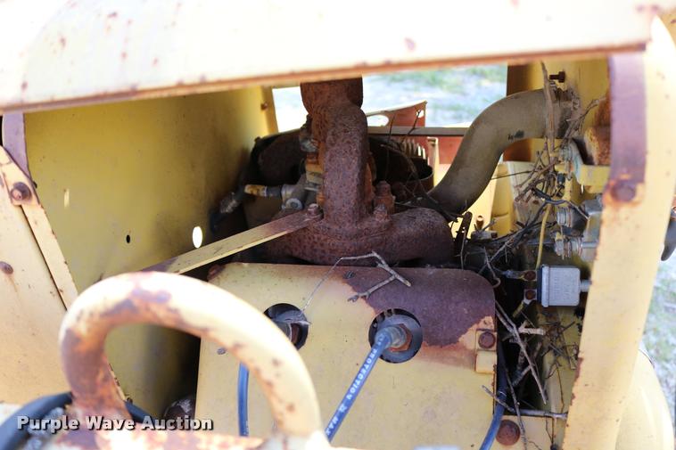 image for item DD0186 Little Giant broom