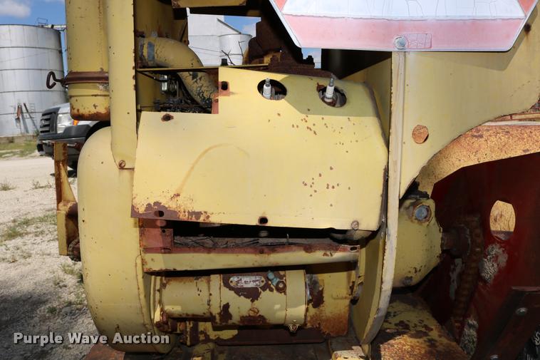 image for item DD0186 Little Giant broom