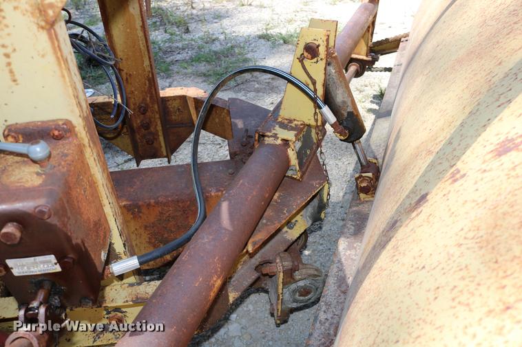 image for item DD0186 Little Giant broom