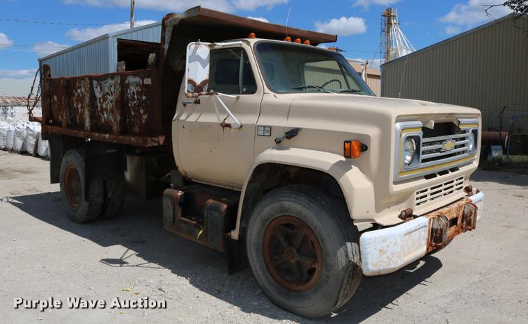 image for item DD0188 1986 Chevrolet Kodiak C70 dump truck