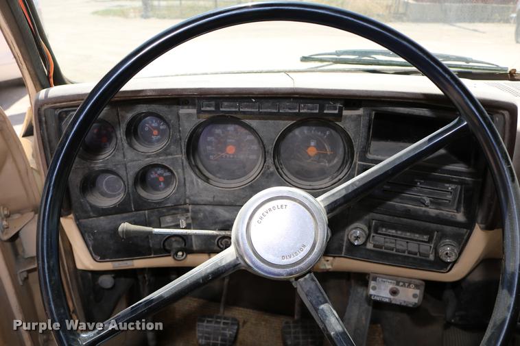 image for item DD0188 1986 Chevrolet Kodiak C70 dump truck