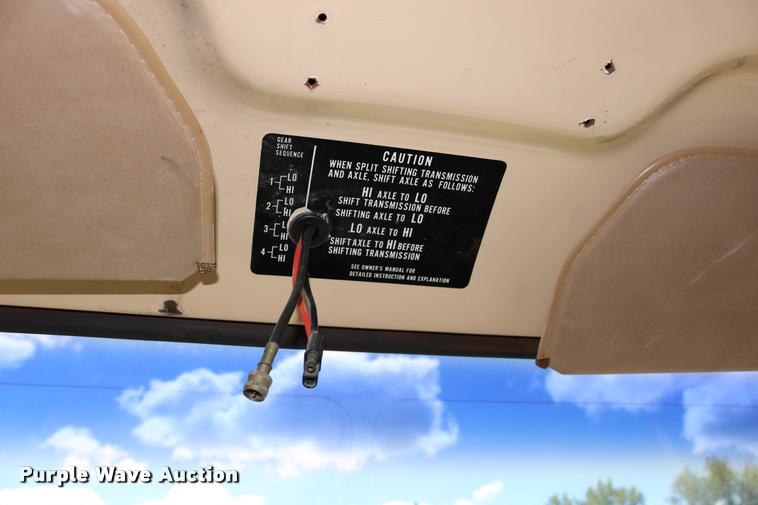 image for item DD0188 1986 Chevrolet Kodiak C70 dump truck